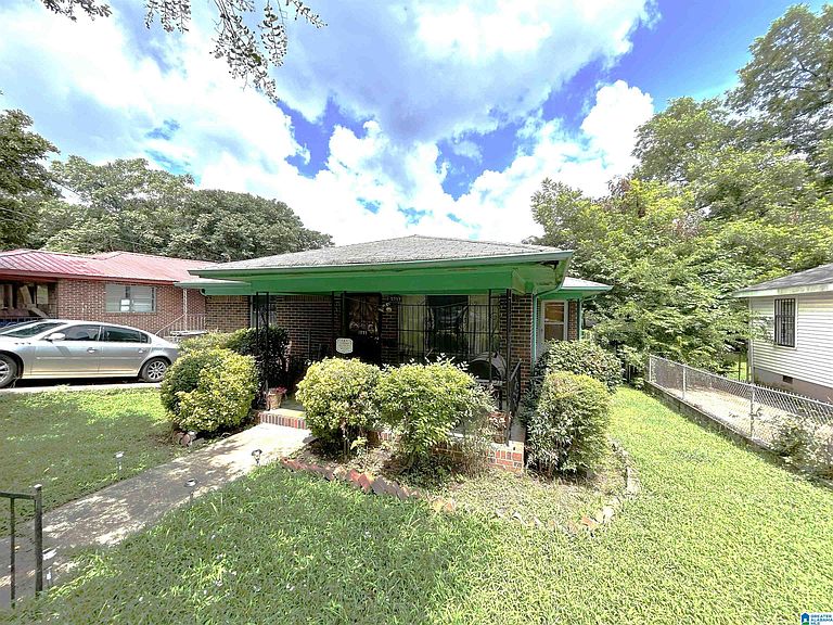 Listing photo