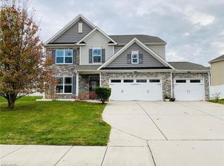 2668 Lamplight Cir, High Point, NC 27265