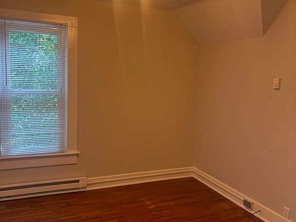 2nd image of 3205 Parnell Ave #2
