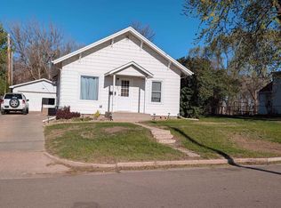 1605 N Wayland Ave, Sioux Falls, SD 57103