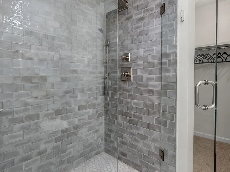 Luxurious tile walk-in shower