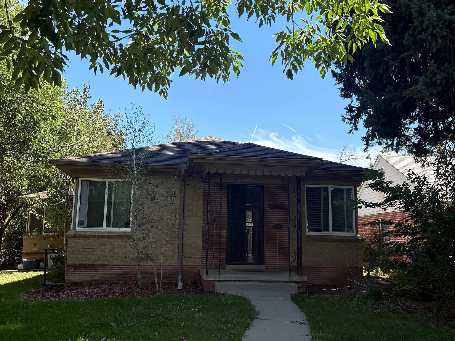 2 bed, 1012 sqft, $1,850 — Photo 3