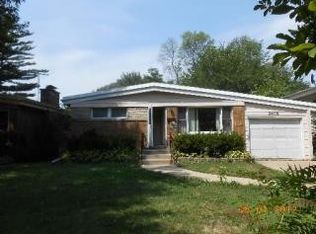 9408 Lotus Ave, Skokie, IL 60077