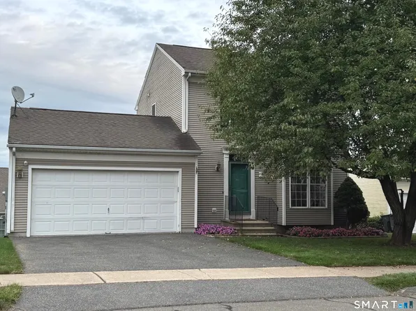 40 Mountain Laurel Way #40, Suffield, CT 06078