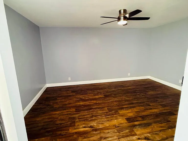 12134 Regal Ct E — Photo 13
