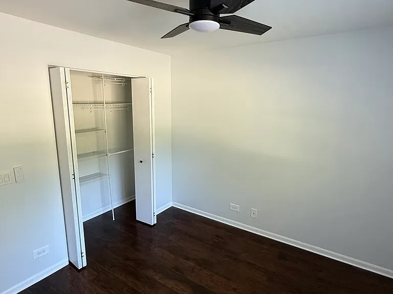 295 Woodridge Cir #D — Photo 7