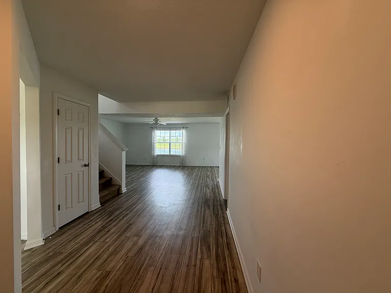 577 Freedom Dr — Photo 8