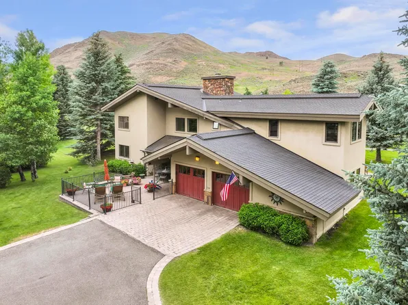236 Elkhorn Rd, Sun Valley, ID 83353