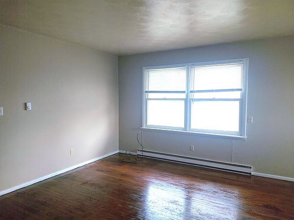 4th image of 1138 N 14th St APT 4