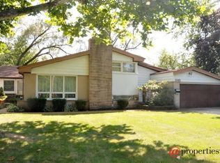 3145 Central Rd, Glenview, IL 60025