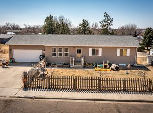 251 3rd St SW, Dickinson, ND 58601