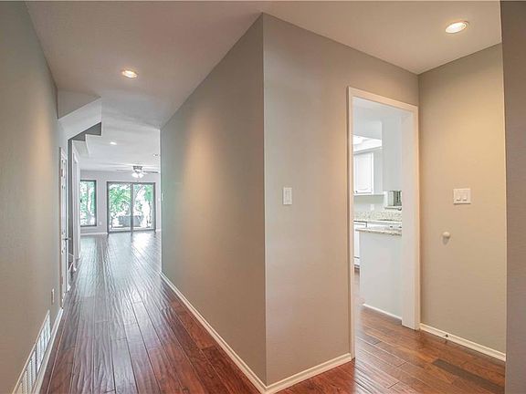 2nd image of 9312 Mountain Lake Ct