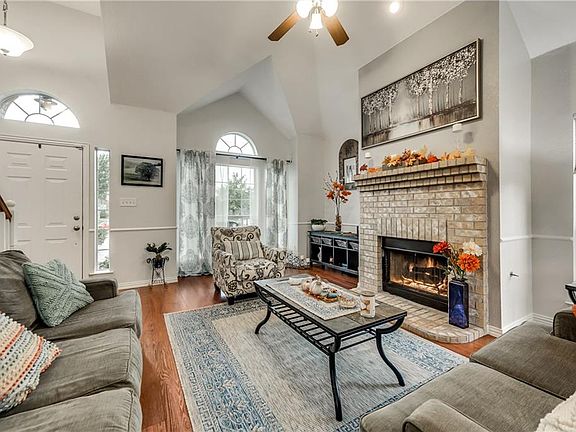 5th image of 4412 Randall Ct