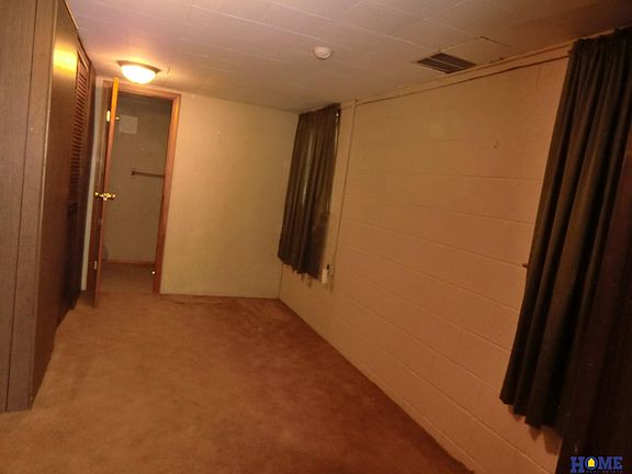 2nd image of 7321 Holdrege St