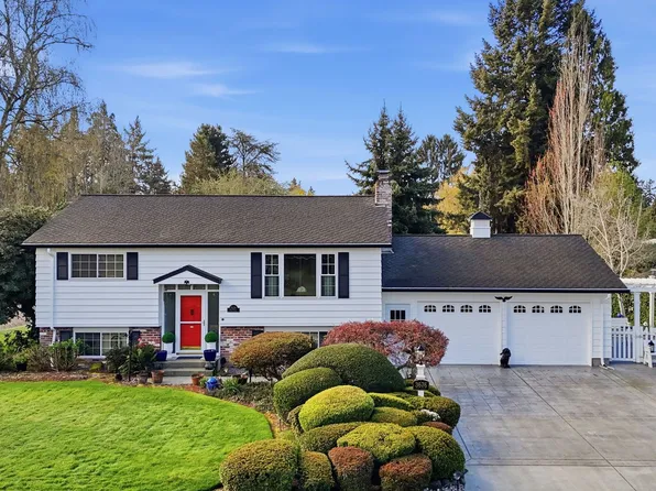 3676 SE Pine St, Hillsboro, OR 97123