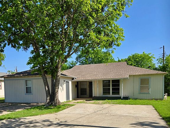 2nd image of 2723 Terrace Dr #2723
