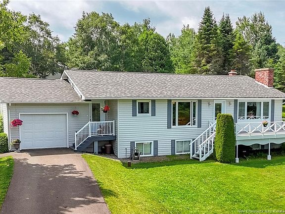 2nd image of 150 Curtis Rd