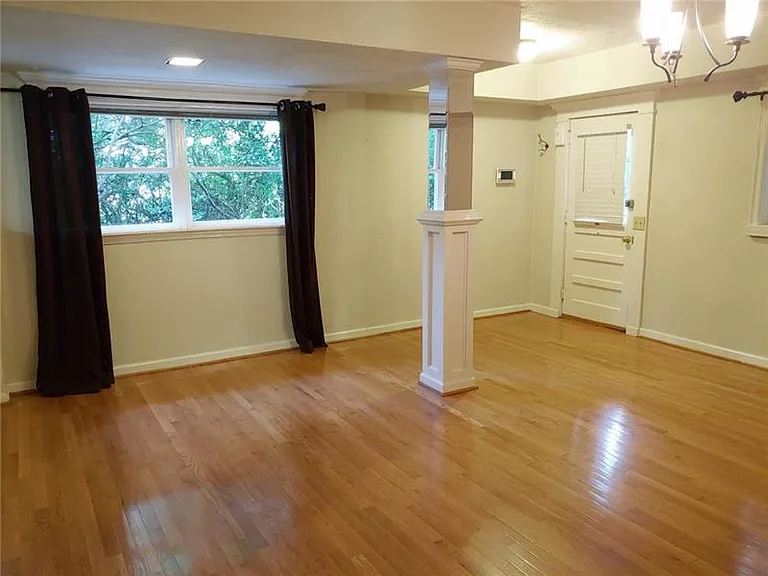 76 Laurel Forest Cir NE — Photo 4