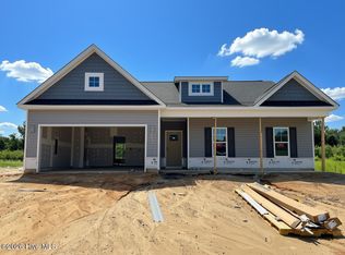 201 Ashley Heights Dr, Aberdeen, NC 28315