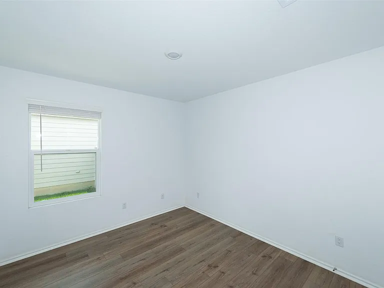 147 Otter Rd — Photo 6