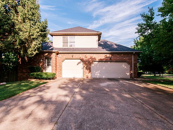3rd image of 1273 Litchfield Ln