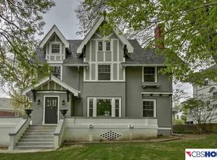 5208 California St, Omaha, NE 68132