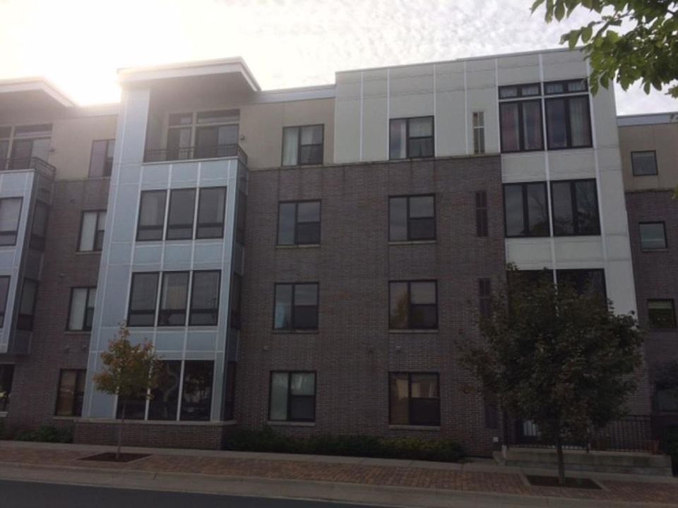 1st image of 7601 Aldrich Ave S APT 215