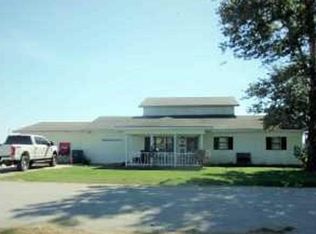 824 E 8th St, Rector, AR 72461