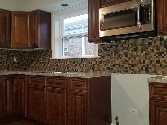 4th image of 5545 W Gladys Ave
