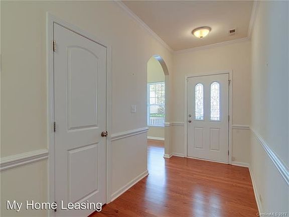5th image of 13214 Reunion St