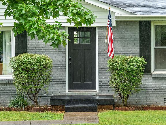 2nd image of 215 Sewell Dr