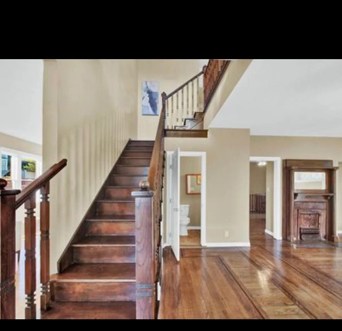 944 Capitol St — Photo 3