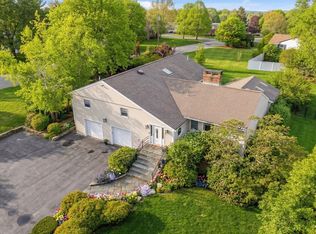 6 Tally Ho Ln, Framingham, MA 01701