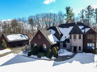 34 Coventry Rd, Atkinson, NH 03811