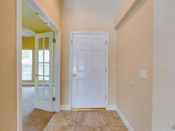 4th image of 9906 Blackfoot Dr