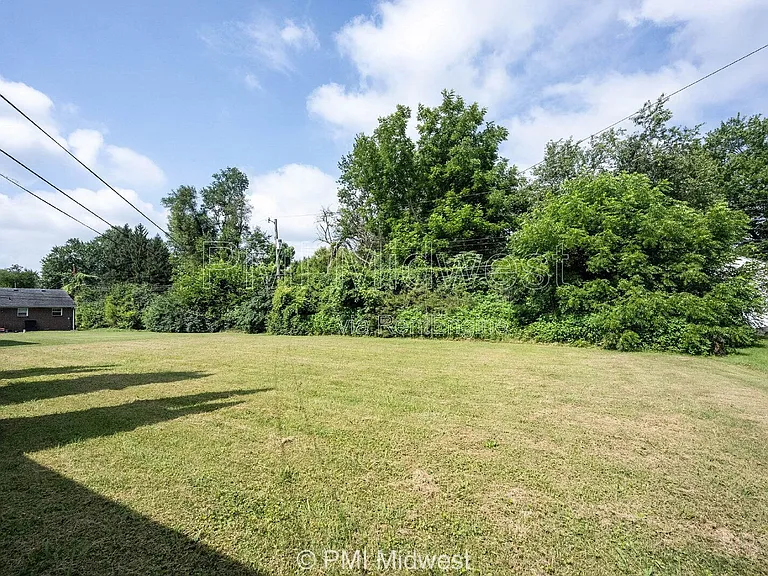 5820 Grandview Dr — Photo 23