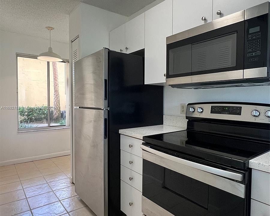 1st image of 1061 Coral Club Dr #1061
