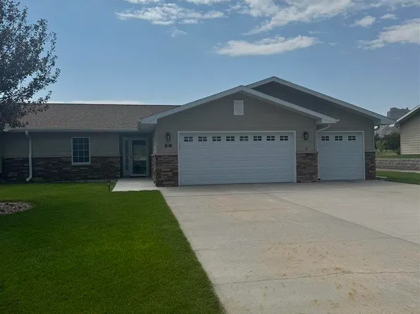 60 Buffalo Cir, Gering, NE 69341
