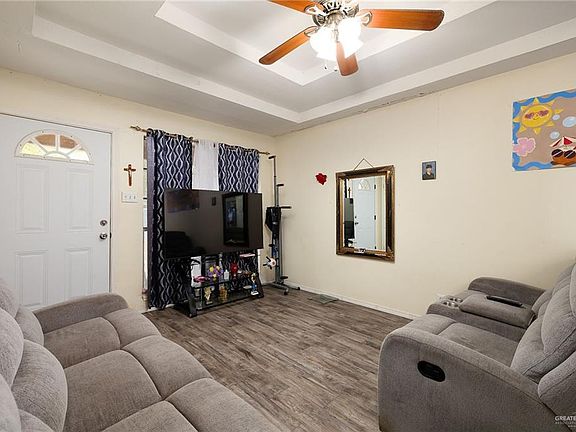4th image of 2905 N 8th St