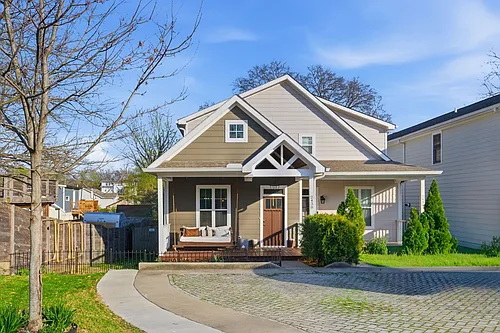 2438 Inga St Photo 1