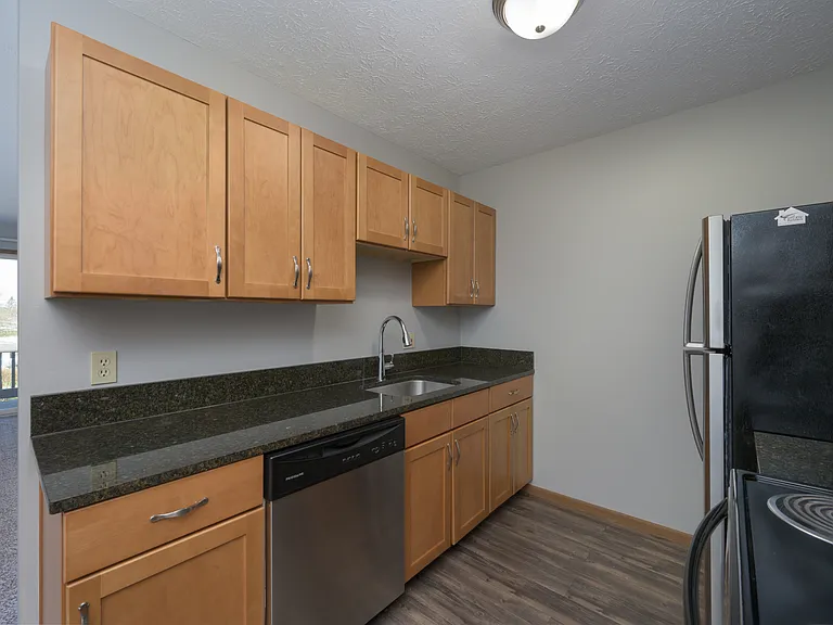 Long Drive Townhomes - Greater Akron — Photo 6