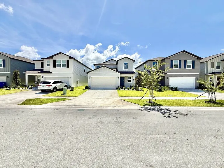 641 Bald Cypress Dr — Photo 5