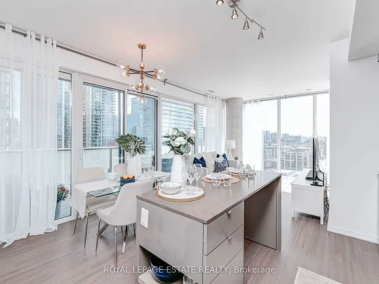 101 Peter St #1709 — Photo 4