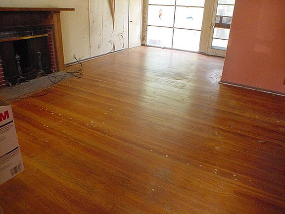 4th image of 14901 Bronson Ave