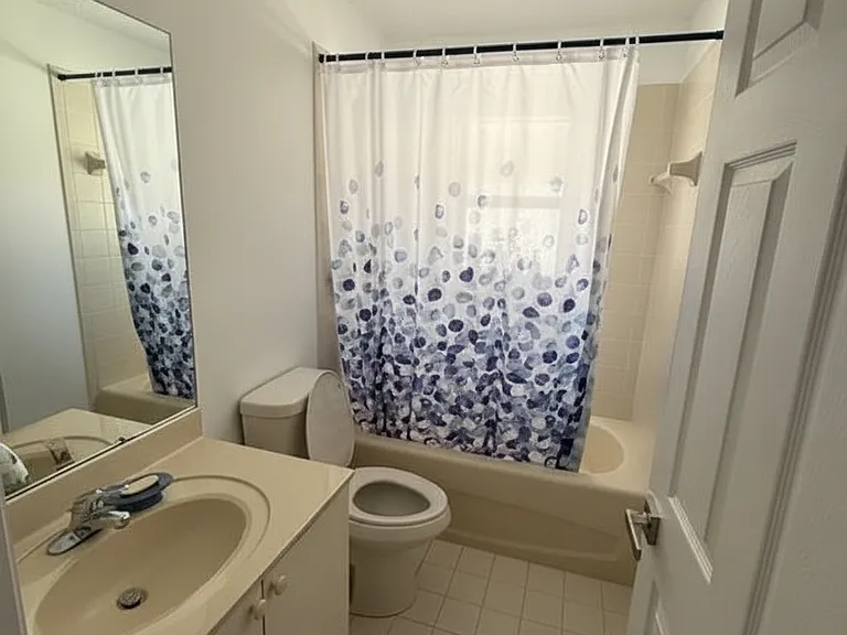 9121 SW 208th Ter — Photo 6