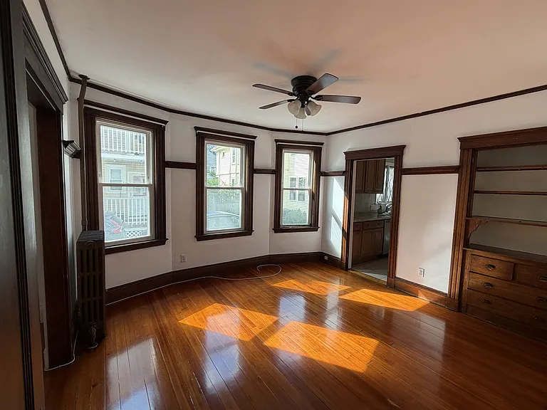 4 Wilson Ave #1 — Photo 17