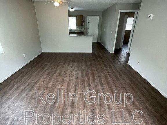 2nd image of 160 N Nekoma Ave Unit 1