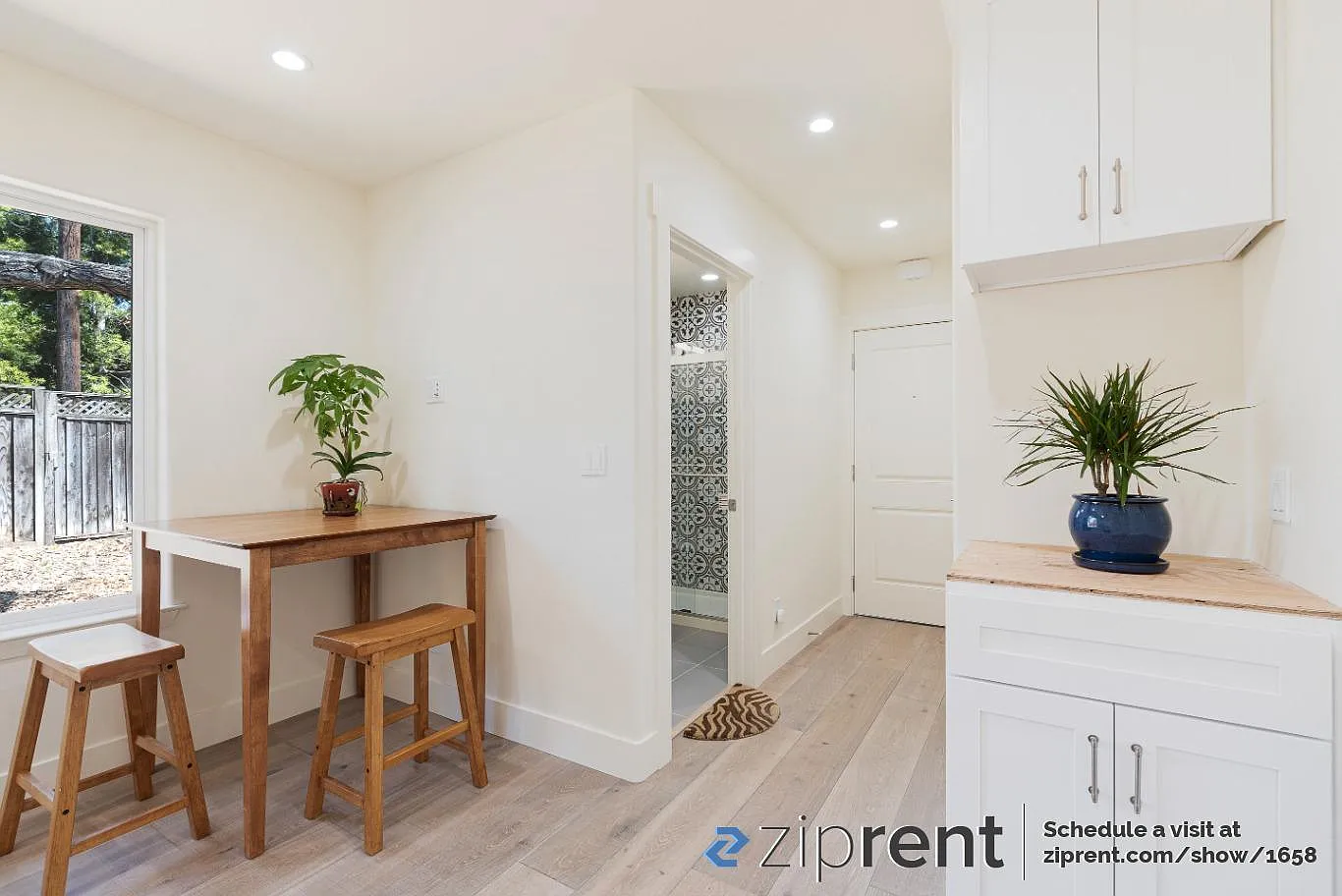 2914 Cherry Ave photo 1