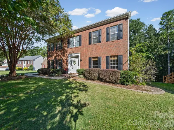 14528 Limestone Ln, Pineville, NC 28134