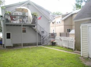 105 Park Dr, Riverside, RI 02915